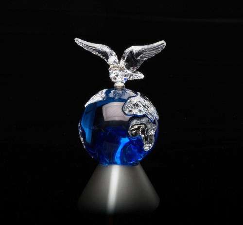 SWAROVSKI VERY STYLISH CRYSTAL PLANET VISION 2000 - BOXED #