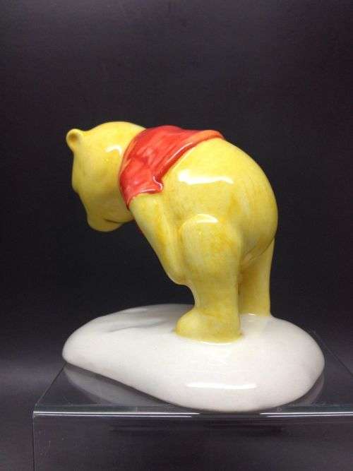 Disney Royal Doulton Winnie The Pooh Collection - The Footprints WP3 *