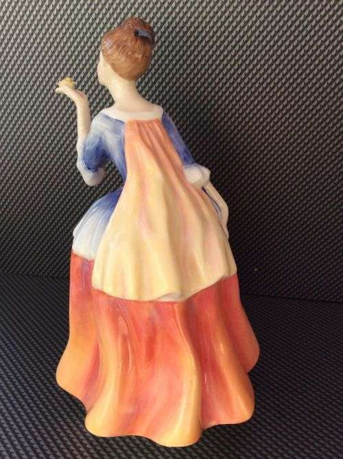 Royal Doulton Figurine Fleur Rare HN 2369