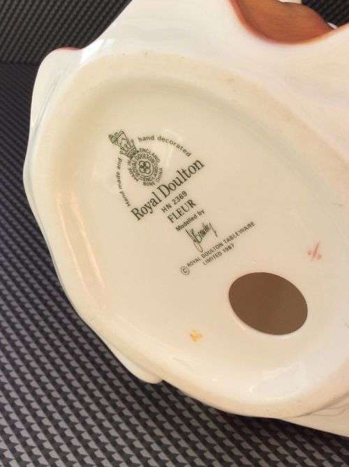 Royal Doulton Figurine Fleur Rare HN 2369