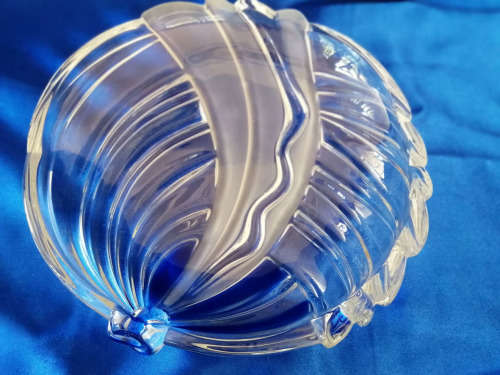 Striking heavy large clear glass bonbon dish with swirls of blue
