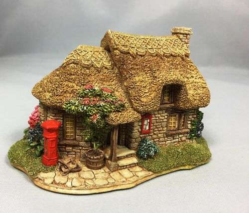 Lilliput Lane Penny`s Post #