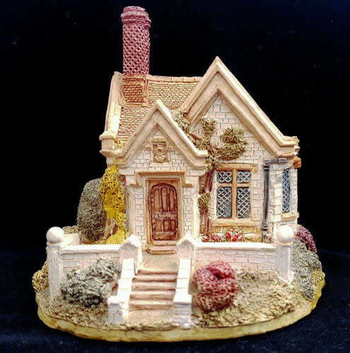 LILLIPUT LANE RARE RETIRED Clockmakers Cottage #