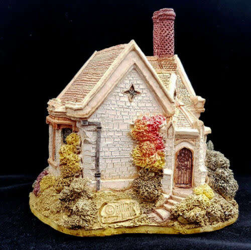 LILLIPUT LANE RARE RETIRED Clockmakers Cottage #