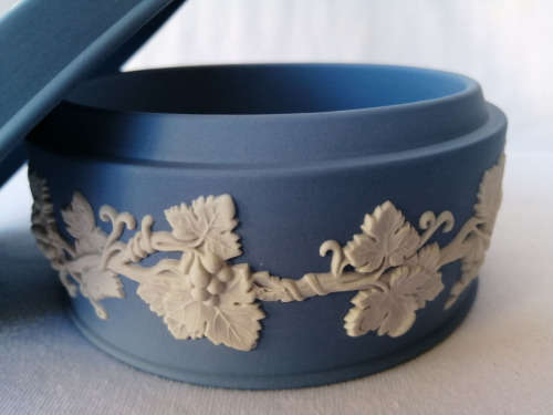 Vintage Wedgwood Blue Jasperware Powder Pot Stunning *