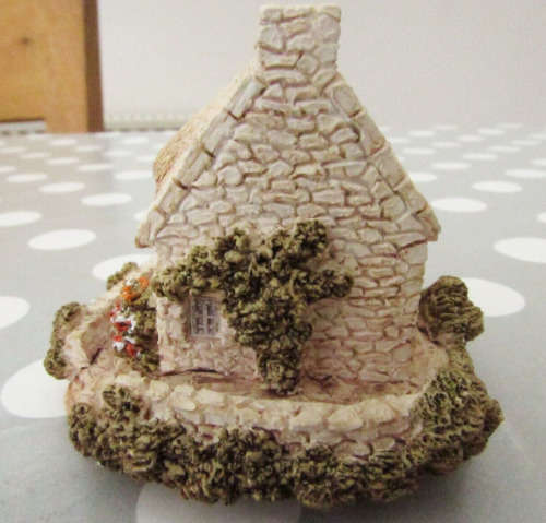 Miniature House - Lilliput Lane Tanners Cottage #