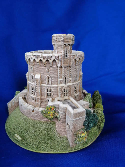 Lilliput Lane Britain's Heritage Round Tower Royal Windsor Castle 1998 *