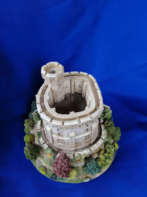 Lilliput Lane Britain's Heritage Round Tower Royal Windsor Castle 1998 *