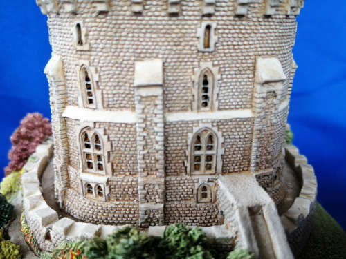 Lilliput Lane Britain's Heritage Round Tower Royal Windsor Castle 1998 *