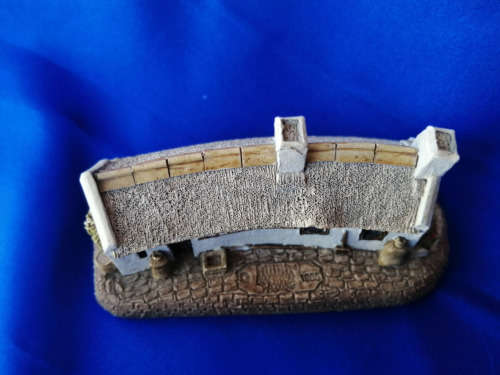 BURNS COTTAGE LILLIPUT LANE. SCOTTISH COLLECTION - ALLOWAY. DATED 1985 #