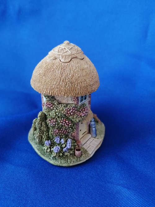 Lilliput Lane The Dairy Tower House