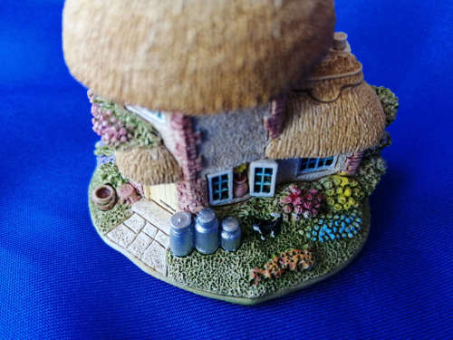 Lilliput Lane The Dairy Tower House