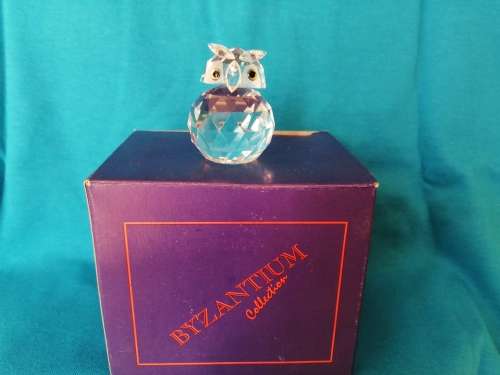 Stunning Cut Glass Crystal  Large Owl