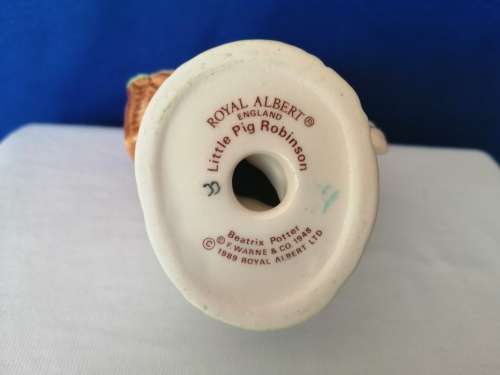 Royal Albert Beatrix Little Pig Robinson