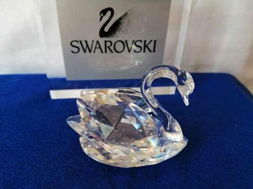 Swarovski Crystal Swan Lock down special