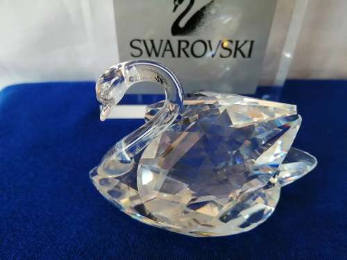 Swarovski Crystal Swan Lock down special  #