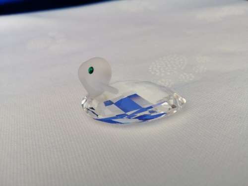 Stunning Crystal Glass Duck Green Eyes