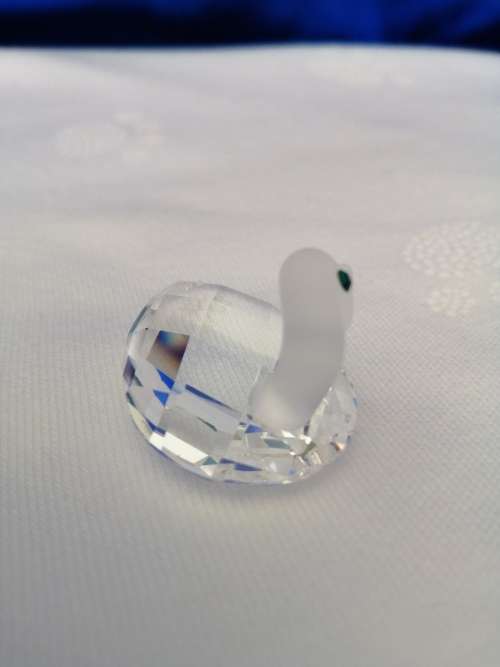 Stunning Crystal Glass Duck Green Eyes