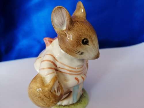 Royal Albert  Beatrix Potter ` Mrs Tittlemouse ` 1103 #