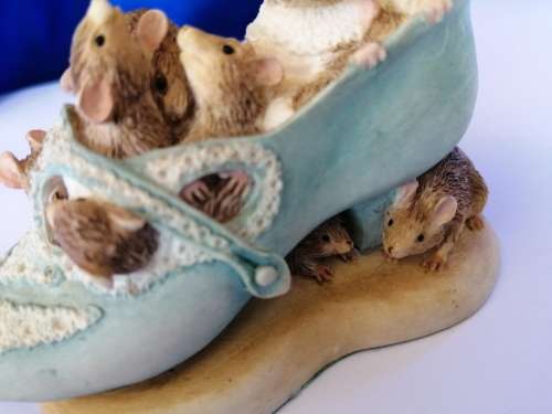 FW & Co  Beatrix Potter's " Old Woman Who Lived in a Shoe "  #