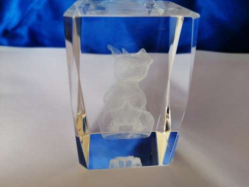 3D Laser Etched Solid Glass Crystal Cube Baby Rhino