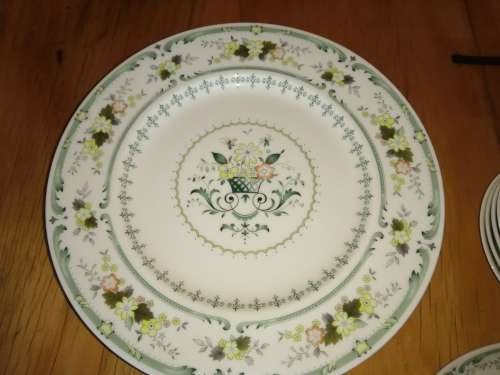 Royal Doulton Fine China Provencal Dinner Servise Set of 8 never used. #