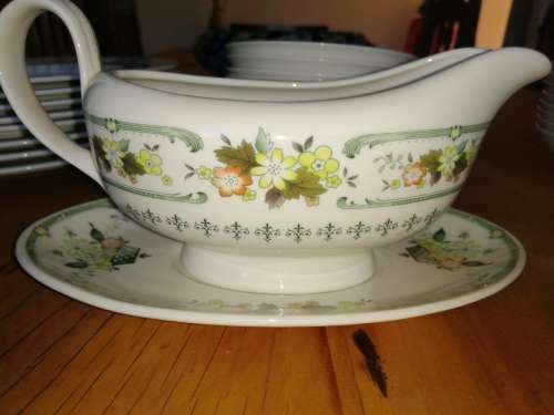 Royal Doulton Fine China Provencal Dinner Servise Set of 8 never used. #