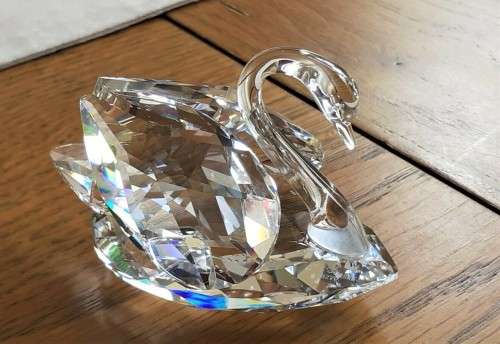 SWAROVSKI CRYSTAL SWAN LARGE 010005 BOXED RETIRED *