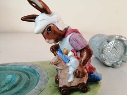 Royal Doulton Bunnykins `MASTER OF THE MANOR` DBD3 - LE #283 of 1,500