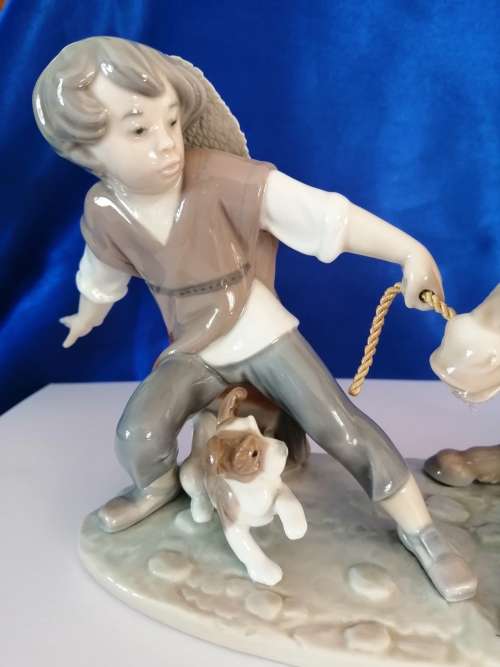 Lladro Figurine BOY WITH STUBBORN DONKEY AND DOG 5178 Retired