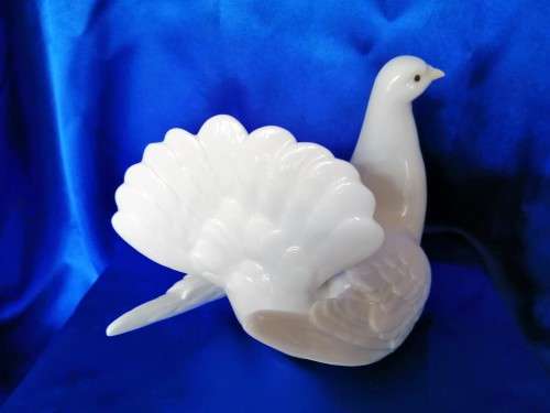 RARE LLADRO RESTLESS DOVE MODEL #6287 #