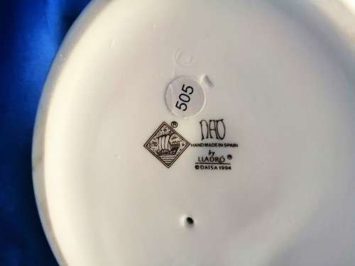 NAO BY LLADRO THE DANCE IS OVER LADY #1204  LARGE DANCER #