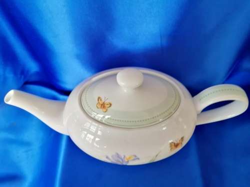 Large Marks and Spencers Tea-Pot