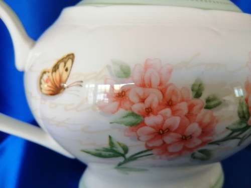 Large Marks and Spencers Tea-Pot