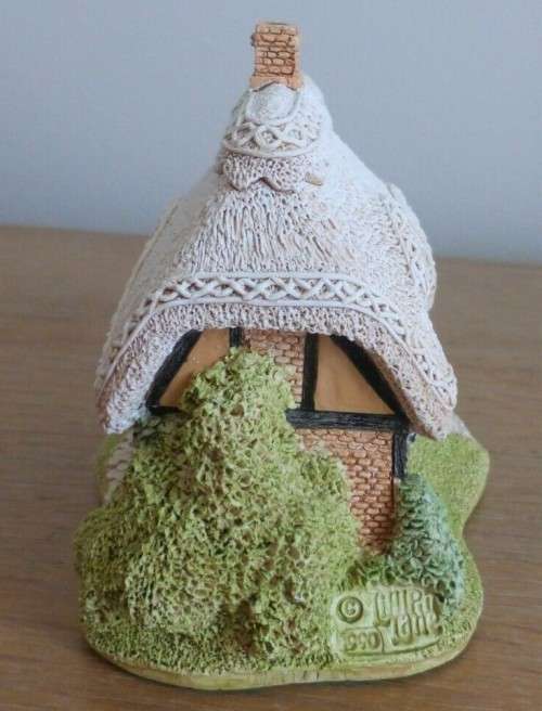 Lilliput Lane South East Collection BRAMBLE COTTAGE #