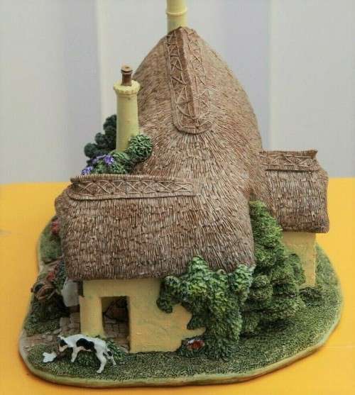 Miniature House - Lilliput Lane Buttermilk Farm #