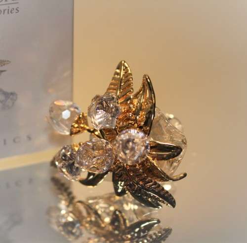 SWAROVSKI CRYSTAL MEMORIES CLASSICS WEDDING BOUQUET 18c GOLD PLATED #