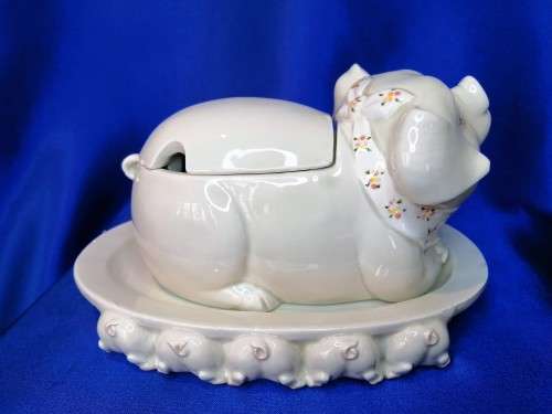 Vintage 1983 Fitz and Floyd Porcelain Pig For the French Market Serving Dish and Plate #