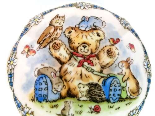 Wedgwood Rambling Ted Lidded Trinket Box