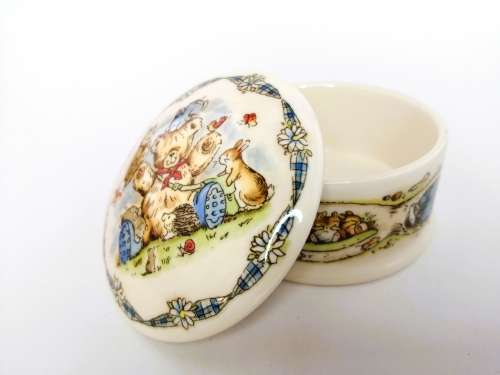 Wedgwood Rambling Ted Lidded Trinket Box