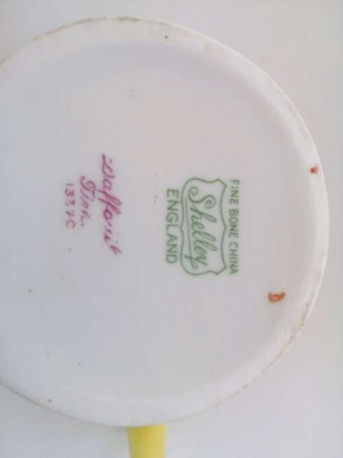 SHELLEY Daffodil Time Milk Jug ENGLAND