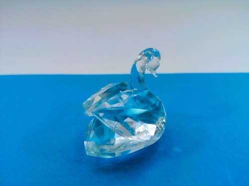 Byzantium Crystal Collection Stunning Cut Glass Crystal Swan