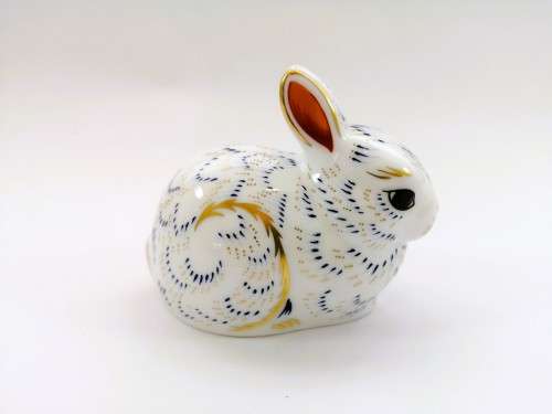 Royal Crown Derby Collectors Guild BUNNY RABBIT 2004 - Gold Stopper