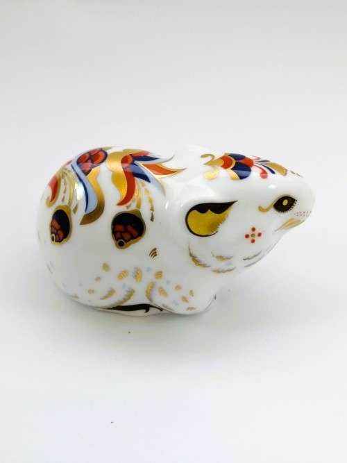 Royal Crown Derby Bank Vole Paperweight - Gold Stopper
