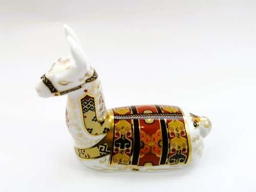Royal Crown Derby Llama Paperweigh Gold Stopper
