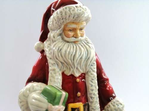 LARGE ROYAL DOULTON Christmas Santa ClausCHRISTMAS NOVELTY 2016  HOLIDAY MAGIC