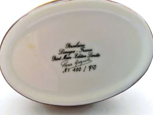 Limoges France LTD Hinged Trinket Box Tabby and White Cat sat on Cushion Peint Main Marque