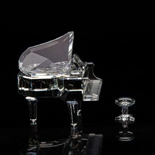 SWAROVSKI PIANO GRAND WITH STOOL 174506