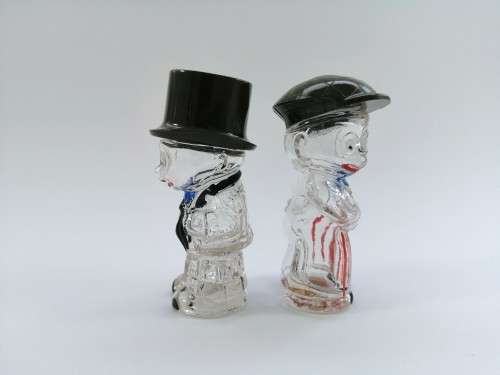 Vintage  Glass  Man and Woman with Hat Salt & Pepper Set