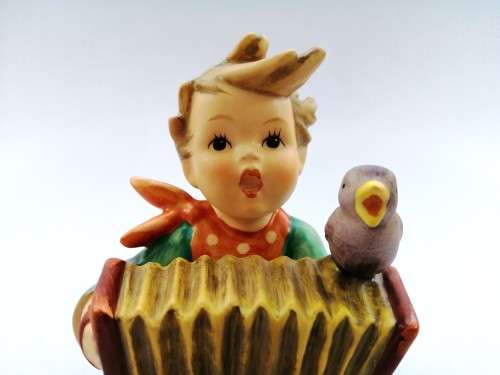 Goebel Hummel Figurine, Lets Sing